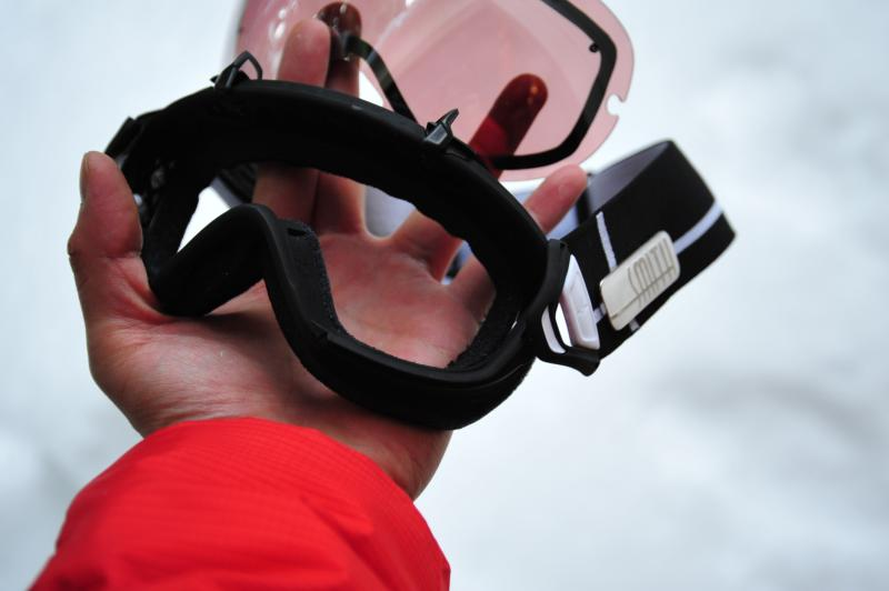 Illustration for article titled Smith Optics I/OS Interchangeable Snow Goggles: Snowmodo Review